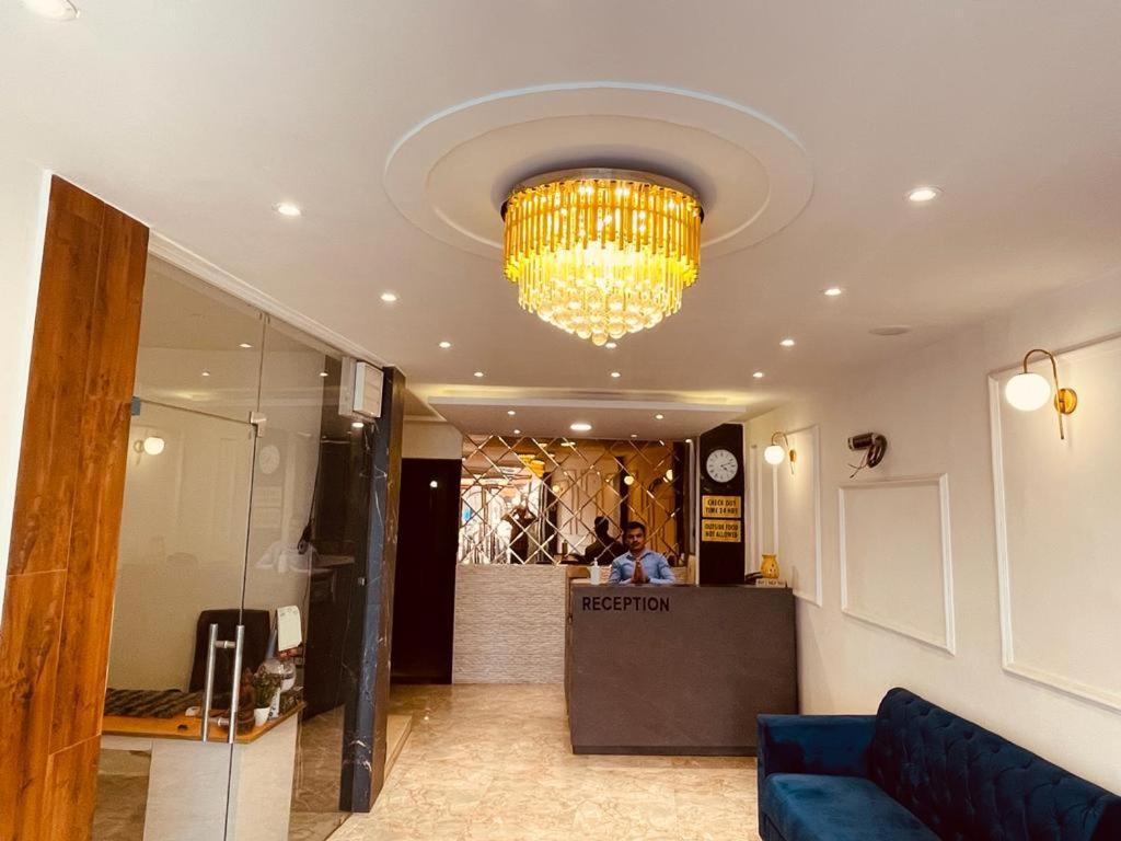 Hotel Dileep42 Lucknow Zewnętrze zdjęcie